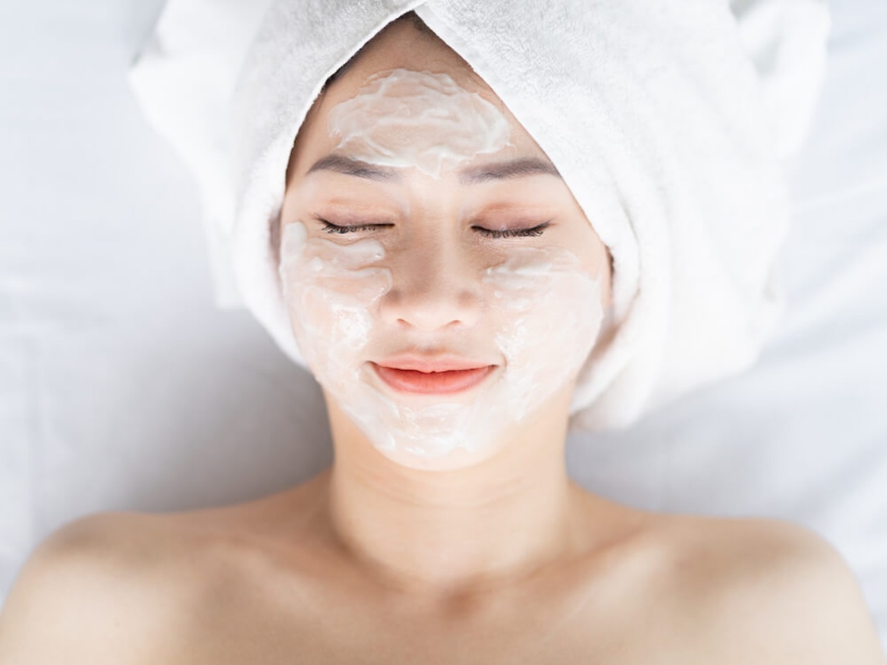 Somethinc Aqua Lock Sleeping Mask: Features and User Feedback